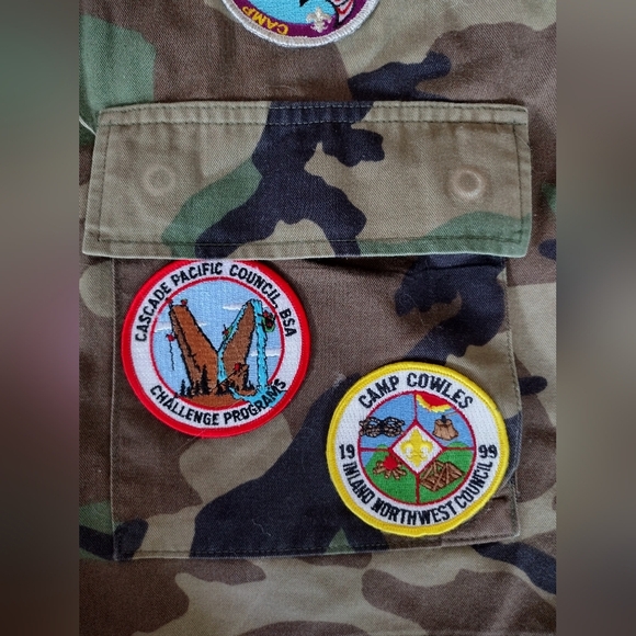 Camo Army Jacket with Boyscouts Of America Merits And Patches - Picture 9 of 16